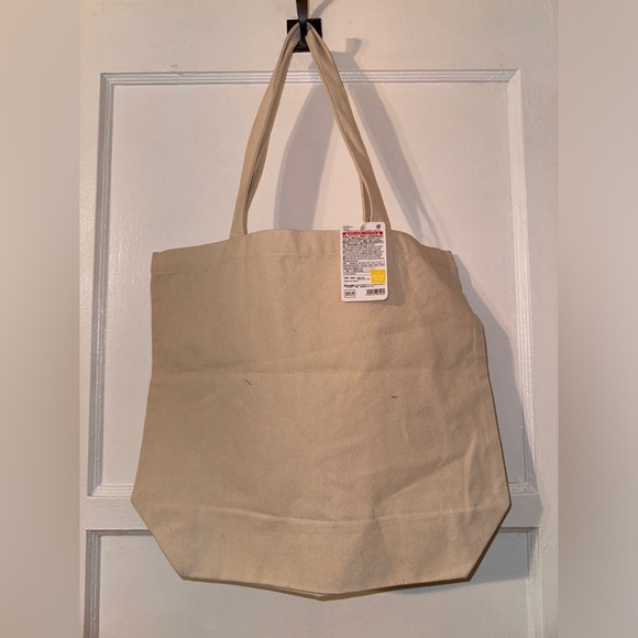 Hello Kitty tote - Picture 3 of 3